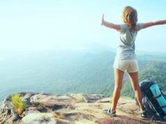 Asta e hotelul perfect pentru vara, la malul marii in Halkidiki, 4 stele, piscina si plaja de vis! Salveaza locul, e ce trebuie!